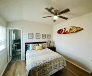 Surfside Beach Home  6 beds. Sleeps  8 to 10 - Wifi
