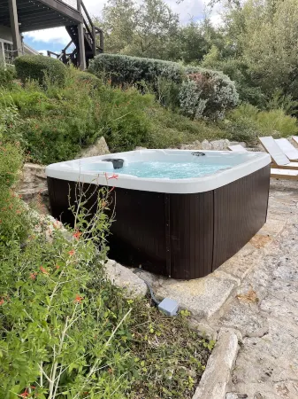 Luxury Lake Travis Retreat with Pool, Hot Tub & Stunning Views Отели в г. Гудзон Бенд