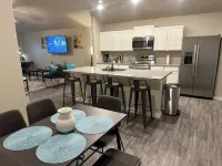 Serenity Oasis w/3 Bedrooms, 2 Baths, 7 Beds and Workspaces. Productive Paradise Hotels in Odessa