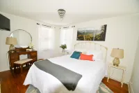 Hightower Haven, Romantic Getaway, Creek, Mountain View, Cozy Cottage, Fire pit