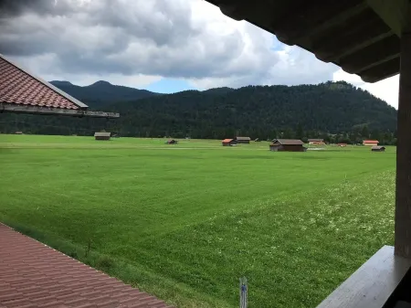 Geräumige, neu Gebaute Maisonette-wohnung, 85qm, mit Vielen Annehmlichkeiten Отели в г. Крюн