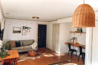 Steps to VT Campus & Cassell Cozy Blacksburg Studio
