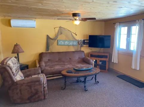 Walleye Lodge Cabin on Lake Mille Lacs