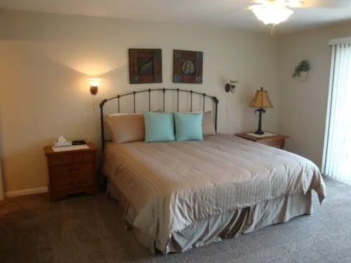 Condo 331 Parkview Bay, Osage Beach Lakefront Labor Day Special, Book Now