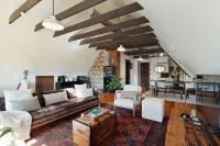 The Pearl, NH hidden luxury close to the Quinnipiac River in historic property Hotel di New Haven