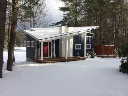 Lake Rescue Vacation Home- Pets Welcome-Okemo and Killington close!!! Отели в г. Ладлоу