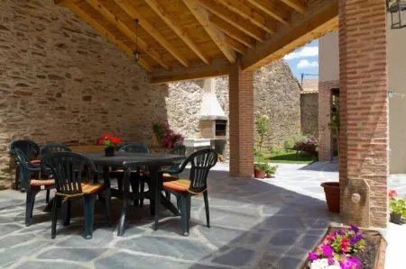 Peñamora Rural Cottage for 10 people