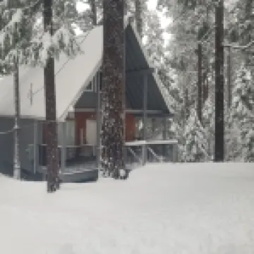 Cozy Fairytale Cabin