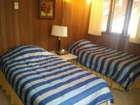 Big Chalet with hot tub on Big Powderhorn Mountain