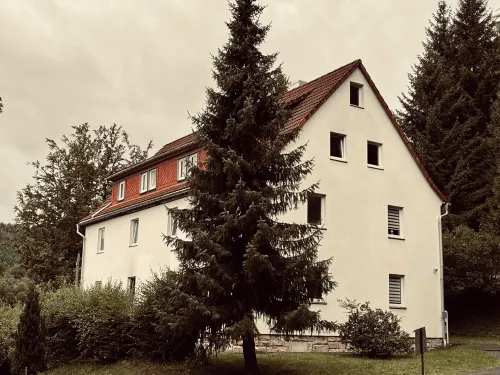 Modern maisonette apartment for 6 people with great views in the middle of nature