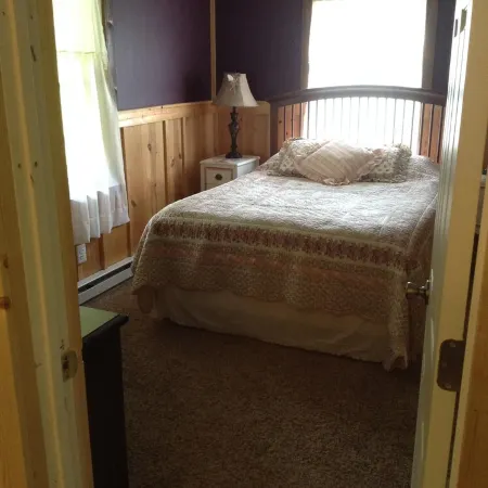 Fern Creek Cabins @ New River Gorge, Secluded, White Water, Hiking, Hot Tub.