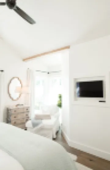 Elegant Cottage on the Bluff Downtown Fairhope (C)