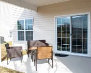 Luxury 3Bd/3BA Smart Home Near Ecu with Fast WiFi & Free EV Charging!