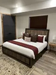 Stunning Luxury Executive Style Cabin 7 BR 4.5 BA Hi Speed Wi-Fi