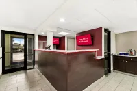 Red Roof Inn & Suites Duncan Hotels in Duncan