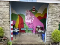 Private garden & central location  within 5 min walk of town