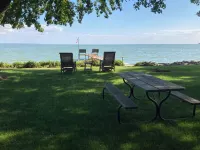 2025 NFL Draft, Green Bay Packer home games and EAA rental on Lake Winnebago Hotels in Menasha