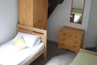 Gîte Goulet sleeps 5 just a stone's throw from Suisse Normande!