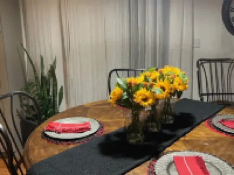 MAC House - Newly Renovated - With Backyard Spa Hotels in McPherson