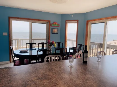 Bayfront Oasis, Off Season Rate, Magnificent Views, Kayaking/Fishing/Clamming