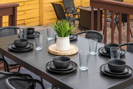 Mini Golf • Fire Pit • Hot Tub, Game House for 14