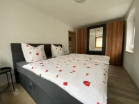 Comfortable large vacation apartment near Dresden (85sqm) free WLAN -Am Schwedenstein