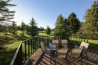 Yellowstone Sunset Lodge+Hotub+AC+WiFI+20 mins to Yellowstone's West Gate
