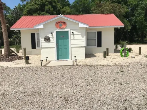 The Sand Dollar - Riverwalk Cottages Unit 204 A Hotels in Carrabelle