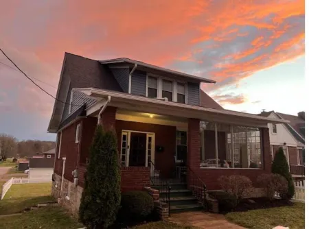 Off-street parking, family and pet friendly, fenced in yard, WiFi, self check-in