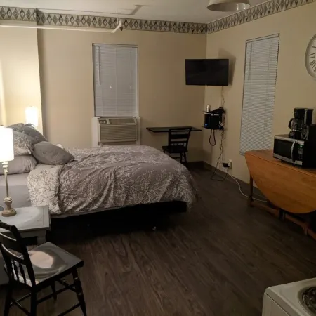 Apartment in The Historical Stahl House Building.