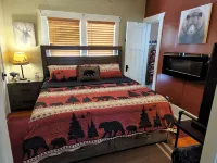 Cottonwood Creek Getaway