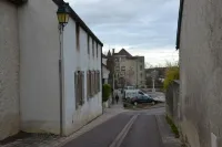 A nest in Epleumie St Apollinaire 21850 Hotels in Saint-Apollinaire