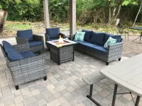 Lounge On The Lake In Privacy/Fly-in Friendly Hotels near Manette Walking Trail & Hill Climb