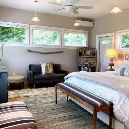 Coastal Cottage w/ Roof Deck Ocean Views - York, ME 4 Beds, 3 Baths, Sleeps 9