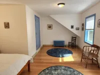 Biscay Repose,  Biscay Pond, Bristol. Private, spacious, family friendly