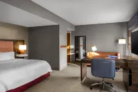 Hampton Inn & Suites State College at Williamsburg Square Hoteles en Municipio de Patton
