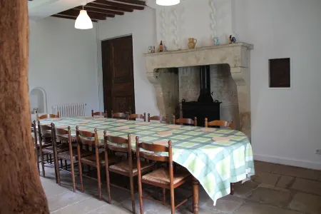 Large manor house for rent in Normandy, a stone's throw from Suisse Normande!