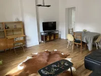 Magnificent apartment in the heart of Villa Médreville with garden and parking space