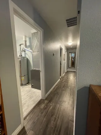 Artist Retreat, ranch home just minutes from downtown Anchorage. Отели в г. Eagle River