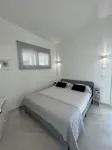 Villa Giuliana luxury home: swimming pool, solarium, barbecue. A few steps from the sea