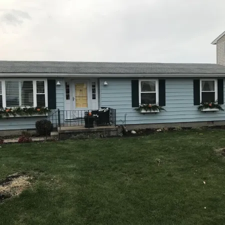 Beautiful Sandusky Bay house with private lagoon for swimming, kayaking ,boating