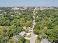Walk to OU Stadium - Renovated 3Br/2BA with Patio & Parking