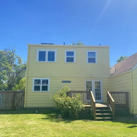 Charming, light-filled SE Eugene 2-story house