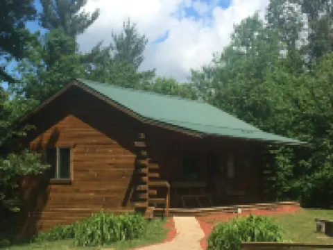 Creekside Amish Log Cabin