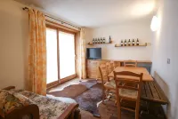 Rossela, 2 bedrooms apartment 4/6 person,  across from the slopes Hotels in Montgenevre