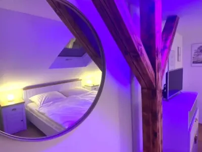 Modern holiday apartment with balcony and garden Traischbachstadion 주변 호텔