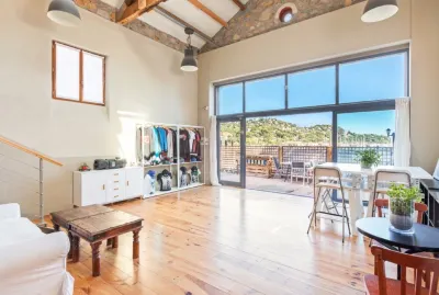 Beach Guesthouse Theoule Island 주변 호텔