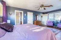 Large country home with 3 rooms and 3 baths