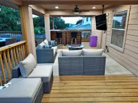 Converse retreat just 19 minutes from Frost Bank Center