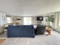 Osprey's Nest. Waterfront unit with boat and kayak access. Pet Friendly!